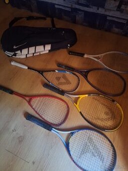Rakety na tenis a squash s taškou Nike