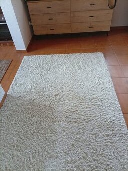 Predám biele koberce