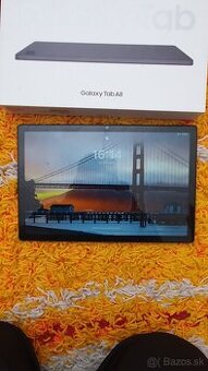 Tablet Samsung galaxy A8, top stav