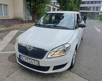 skoda fabia 2