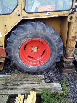 Kolesa, pneumatiky, plášte zetor 18.4/26