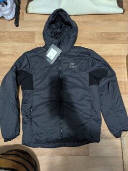 Arc'teryx gore Tex jacket atom ar