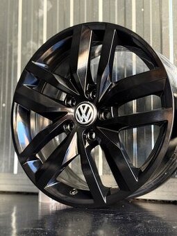 #16 Elektróny originál VW r17