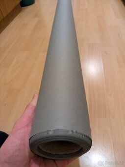 Šedé papierové fotopozadie