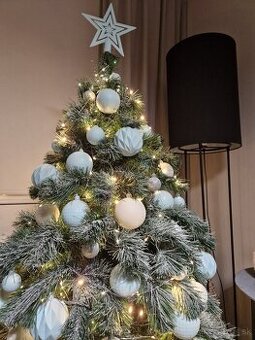 VIANOČNÝ STROMČEK -   150cm