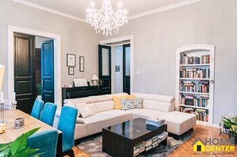 NA PREDAJ KRÁSNE ZREKONŠTRUOVANÝ MEŠTIANSKY BYT V CENTRE MES - 1