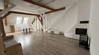 Prenájom 3izb. mezonetového bytu na pešej zóne – Lazovná uli