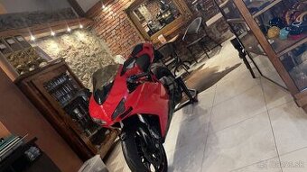 Ducati 848