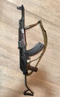 AKM