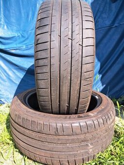 Ponúkam 2 letné pneumatiky Michelin Pilot 235/45 R18