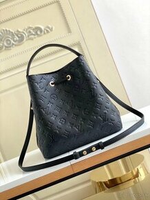 kabelka Louis vuitton , lv