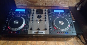 Numark Mixdeck