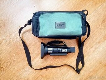Kamera Sony HDR-CX700VE + brašňa
