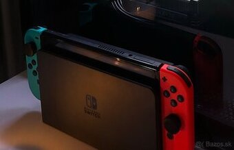 Nintendo OLED + Ucet s hrami