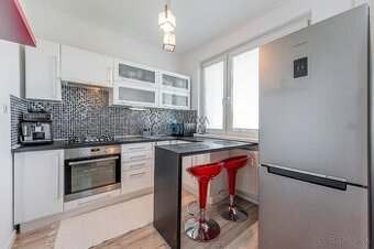 Príjemný 1 izb.byt s loggiou, Aténska, výhľad na KE, príroda