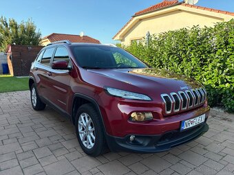 Jeep Cherokee LONGITUDE 2.0 4WD 6MTX Bohatá výbava