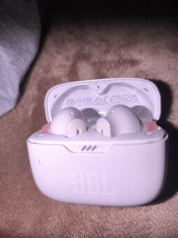 JBL TUNE230NC TWS von felix