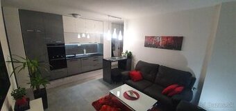 Predám 3 izbový byt v Nižnej 58 m2