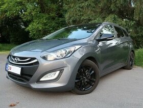 Predám Hyundai i30 CW CRDi, plná výbava+ťažné, AJ NA SPLÁTKY - 1