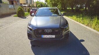 Audi Q8 45 3.0 TDI mHEV quattro tiptronic