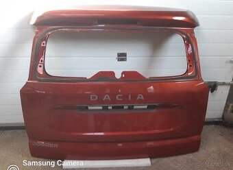 Zadne dvete dacia jogger