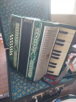 mala harmonika heligonka