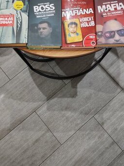 Knihy o Mikulášovi Černákovi