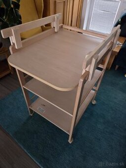 Prebaľovaci pult Geuther