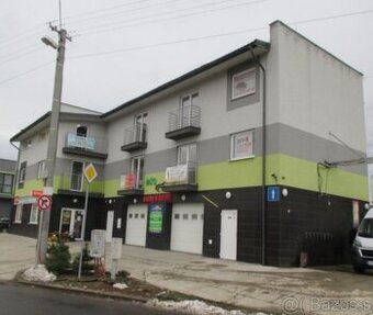 Prenájom priestorov v polyfunkčnom objekte v Snine - 1