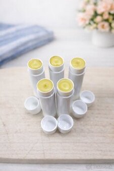 Prírodný balzam - nielen na pery