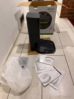 Robotický vysávač iRobot Roomba i7+