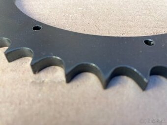 Manet 90 - veniec rozety