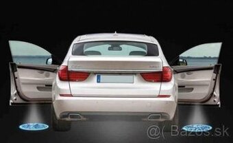 Nové projektory s logom Vášho auta do dverí auta