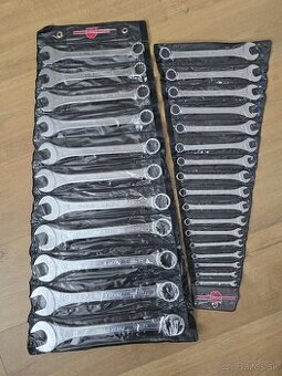 Wurth sadá kľúčov a hasak