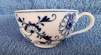 Starožitná porcelánová šálka - MEISSEN