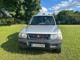 Mitsubishi Pajero 2,5