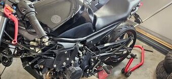 Yamaha XJ6