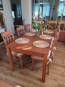 Jedálenský stôl - odtieň hruška + stoličky