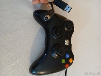 Xbox 360 ovládač