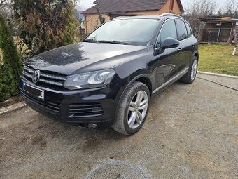 Predam Vw touareg 3.0tdi