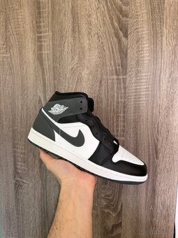 Pánske topánky Nike Air Jordan 1 Mid