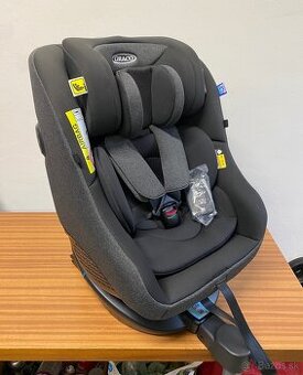Rotačná autosedačka Graco Turn2me i-size