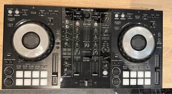 Pioneer DJ DDJ-800 + decksaver