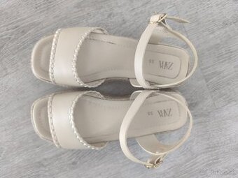 Sandalky