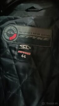 Dámska kožená bunda na moto