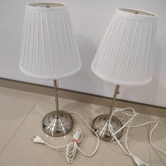 Stolové lampy Årstid