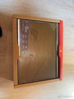 ASUS ROG Strix G18