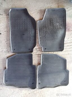 Gumenne autorohoze skoda fabia original