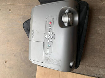 Projektor EPSON - 1