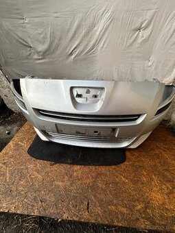 Peugeot 5008 predny naraznik